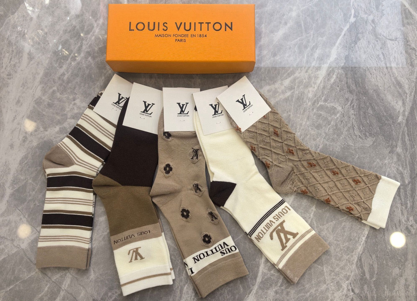 Louis Vuitton Socks(One pair of each style)