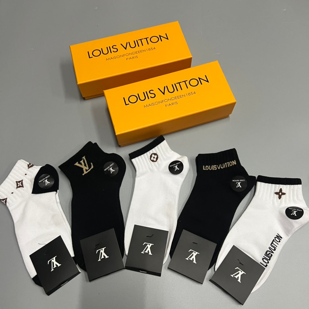 Louis Vuitton Socks(One pair of each style)