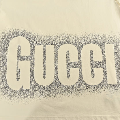 Gucci Off-White Lower-Body Spray Noise Wordmark Heavyweight Tee