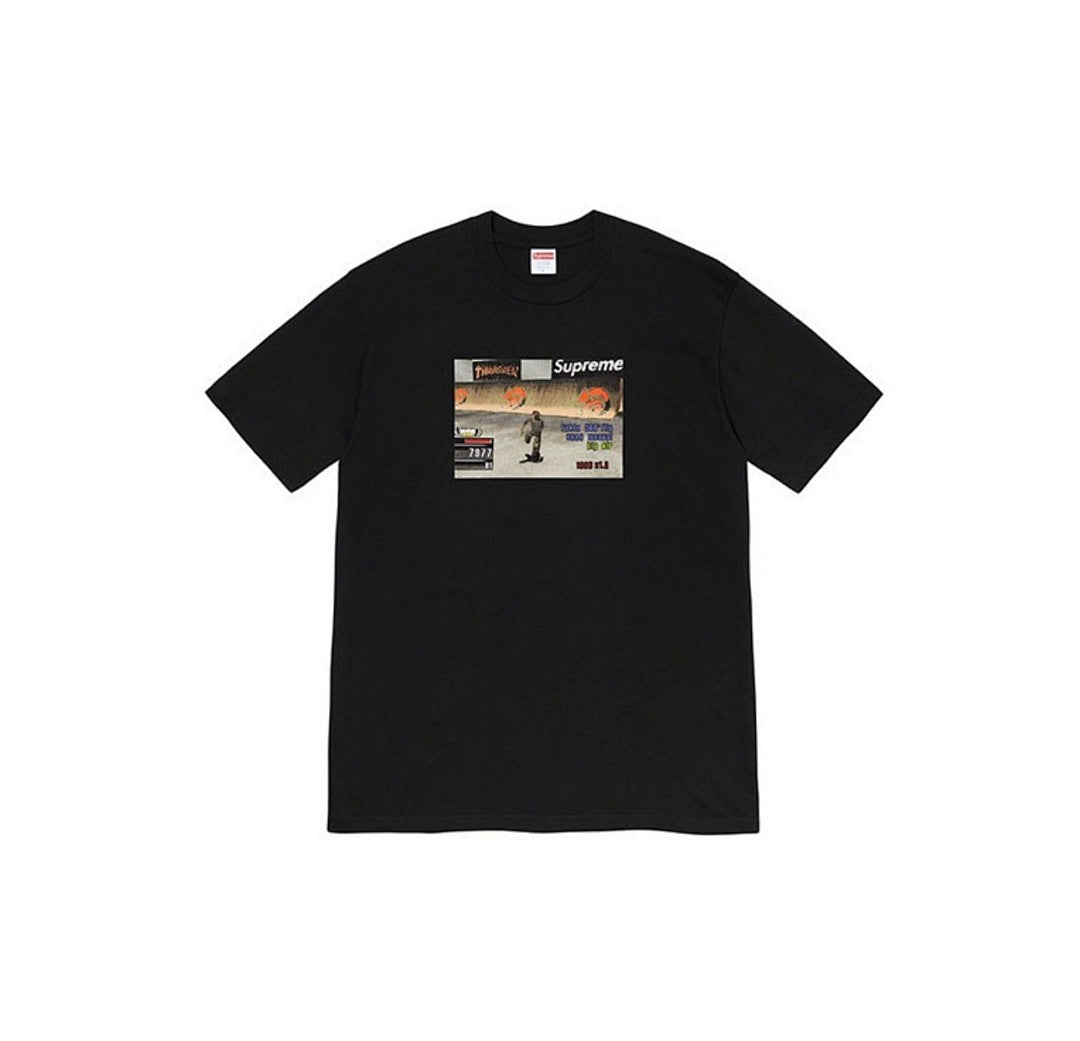 款号816#p40💰 Supreme Week 5 x Thrasher 联名款 Game Tee 休闲圆领印花游戏短袖T恤 男女同款 宽松版型 采用260克精梳棉双纱 从面料到辅料全部三标齐全跟 - view 6