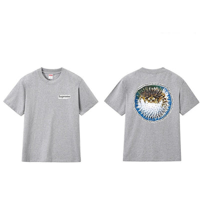 款号M229#p40💰 Supreme SS23 WEEK18系列 BLOWFISH TEE 字母图案印花圆领套头短袖T恤 男女同款 宽松版型 采用260克精梳棉双纱 从面料到辅料全部三标齐全跟足 - view 11