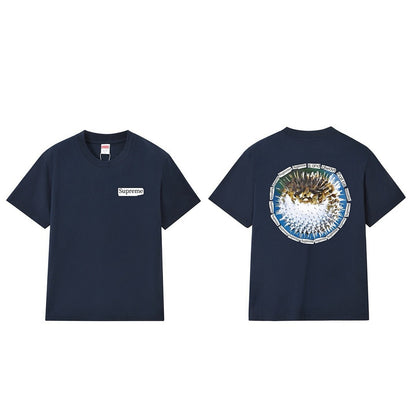款号M229#p40💰 Supreme SS23 WEEK18系列 BLOWFISH TEE 字母图案印花圆领套头短袖T恤 男女同款 宽松版型 采用260克精梳棉双纱 从面料到辅料全部三标齐全跟足 - view 16