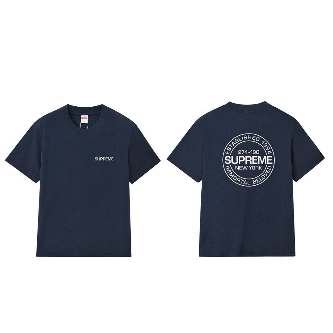 款号M250P40💰 Supreme 美式潮流风 宽松款T恤衫 男女同款 宽松版型 采用260克双纱纯棉 圆筒 从面料到辅料全部三标齐全跟足ZP 进口松井公司浆料印花绝不开裂 整件做法采用三针 - view 3