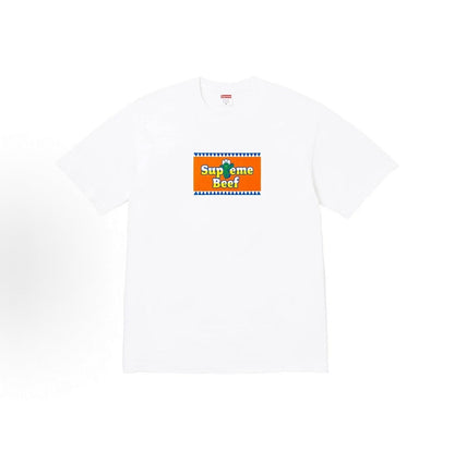 款号M322#p40💰 Supreme 夏季T恤系列 SS25 WEEK18 Summer Tee Beef Tee 胸前印花图案百搭短袖T恤 男女同款 宽松版型 采用260克精梳棉双纱 从面料到 - view 1