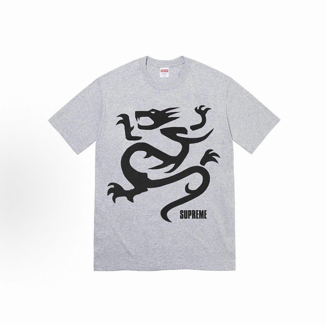 款号M341#p40💰 Supreme SS23 WEEK18系列 MOBB DEEP DRAGON TEE 字母卡通动漫印花圆领套头短袖美式潮流T恤 男女同款 宽松版型 采用260克精梳棉双纱 - view 2