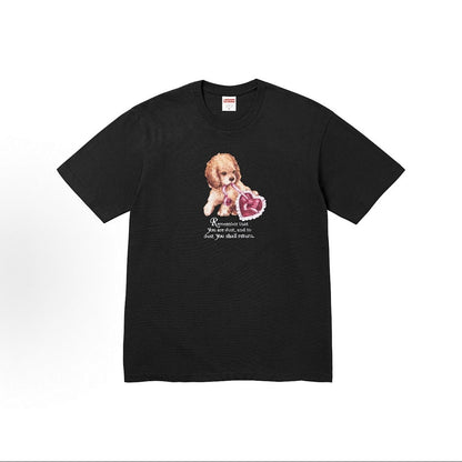 款号M365#p40💰 Supreme 冬季T恤系列 FW25 Week17 Dust Tee 冬季T恤系列 圆领舒适动物图案印花短袖T恤 男女同款 宽松版型 采用260克精梳棉双纱 从面料到辅料 - view 1