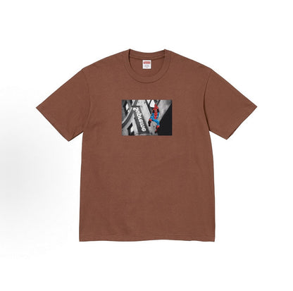 款号M379#p40💰 （市场最高版本欢迎对比） Supreme SS26 WEEK1 Spider-Man Tee 蜘蛛侠印花图案舒适短袖T恤 男女同款 宽松版型 采用260克双纱纯棉 圆筒 从 - view 1