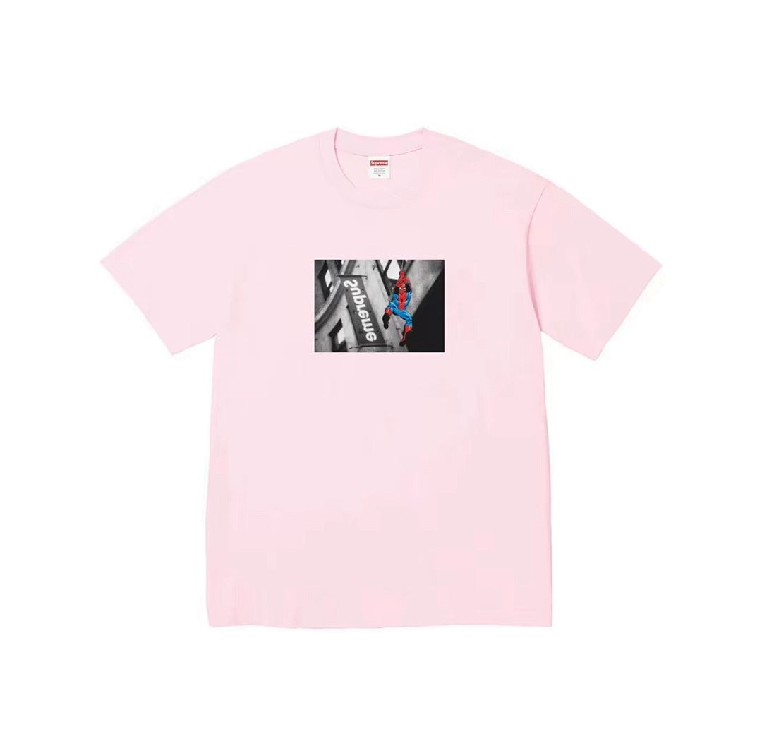 款号M379#p40💰 （市场最高版本欢迎对比） Supreme SS26 WEEK1 Spider-Man Tee 蜘蛛侠印花图案舒适短袖T恤 男女同款 宽松版型 采用260克双纱纯棉 圆筒 从 - view 2