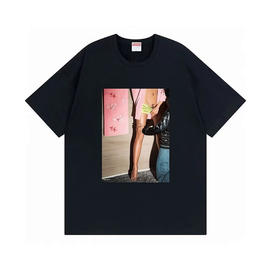 款号M389#p40💰 （市场最高版本欢迎对比） supreme ss22 model tee 模特 性感女人 宽松版型 采用260克双纱纯棉 圆筒 从面料到辅料全部三标齐全跟足ZP 进口松井公司浆 - view 4
