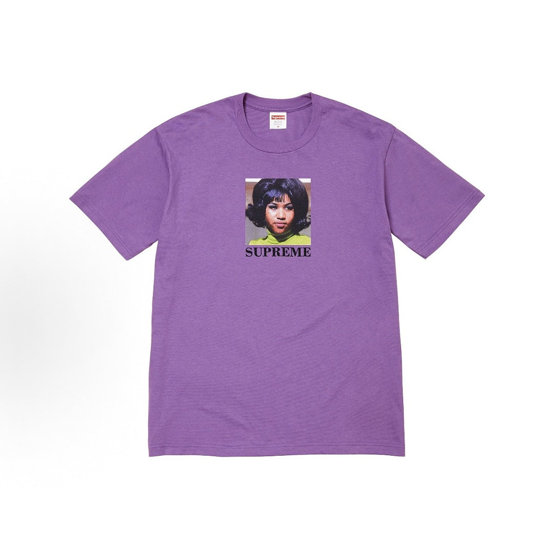 款号M417#p40💰 Supreme SS26 WEEK7 Aretha Tee 春季限定T恤系列 简约百搭人像印花图案舒适圆领短袖T恤 男女同款 宽松版型 采用260克双纱纯棉 圆筒 从面料 - view 2