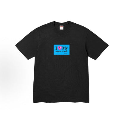 款号M418#40💰 Supreme SS26 WEEK7 Alone Time Tee 春季限定T恤系列 经典时尚爱心字母印花图案休闲短袖T恤 男女同款 宽松版型 采用260克双纱纯棉 圆筒 从面 - view 4
