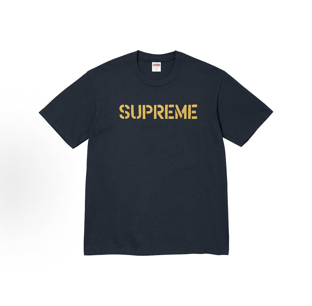 款号M420#p40💰 Supreme SS26 WEEK7 Hard Tee 春季限定T恤系列 做旧风字母印花图案圆领时尚休闲短袖T恤 男女同款 宽松版型 采用260克双纱纯棉 圆筒 从面料到辅 - view 1