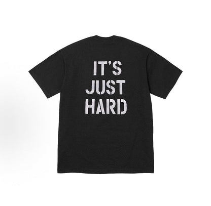 款号M420#p40💰 Supreme SS26 WEEK7 Hard Tee 春季限定T恤系列 做旧风字母印花图案圆领时尚休闲短袖T恤 男女同款 宽松版型 采用260克双纱纯棉 圆筒 从面料到辅 - view 9
