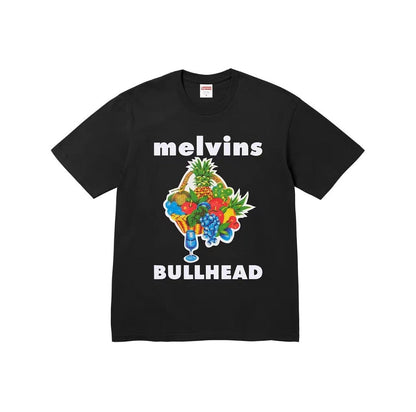 款号431#p40💰 Supreme x Melvins 联名款 SS24 WEEK13 BULLHEAD TEE 水果印花圆领短袖美式潮流T恤 男女同款 宽松版型 采用260克双纱纯棉 圆筒 - view 4