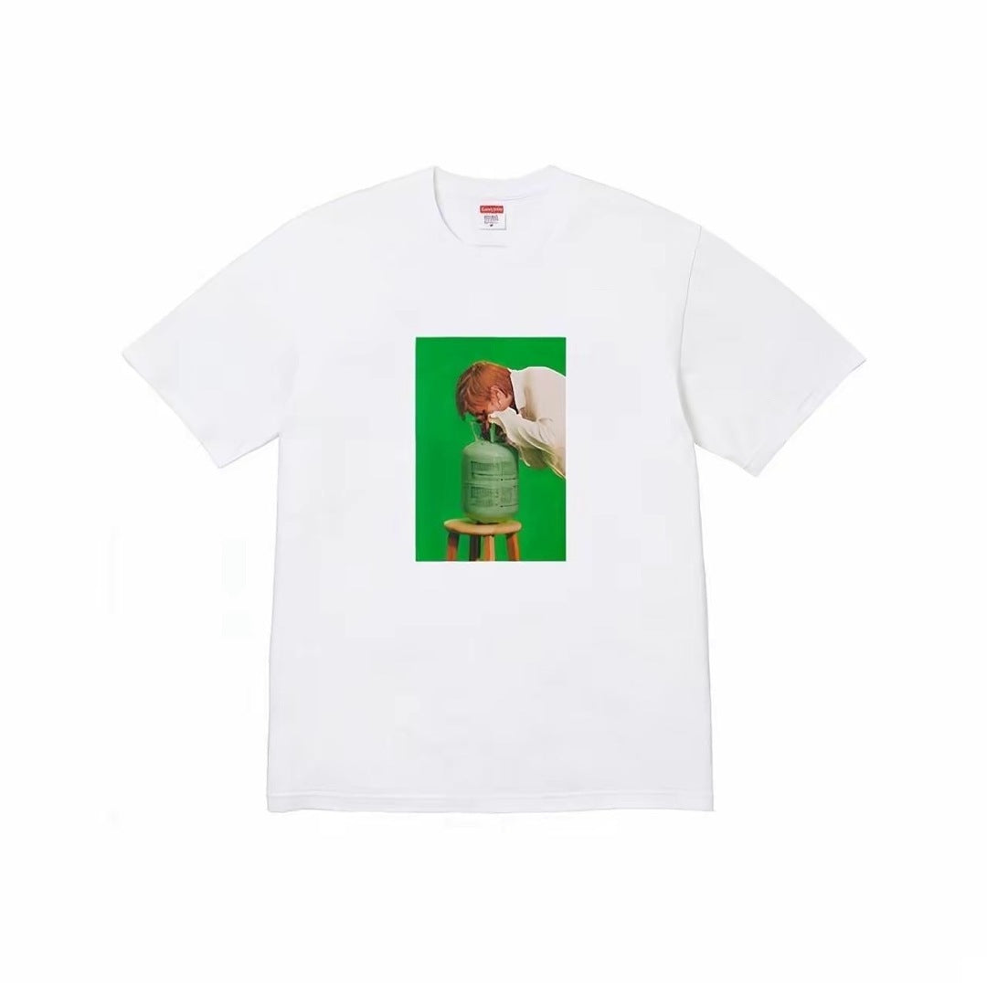 款号M469#p40💰 Supreme x Mark Leckey FW23 联名系列 WEEK4 GREENSCREEN TEE 绿幕人像印花圆领短袖T恤 男女同款 宽松版型 采用260克双纱纯 - view 1